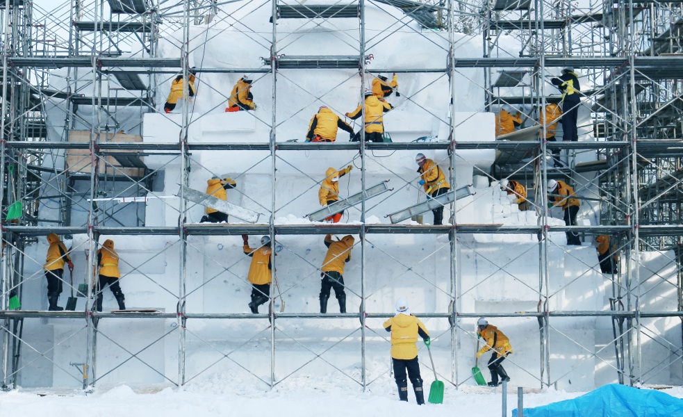 Creating a snow sculpture