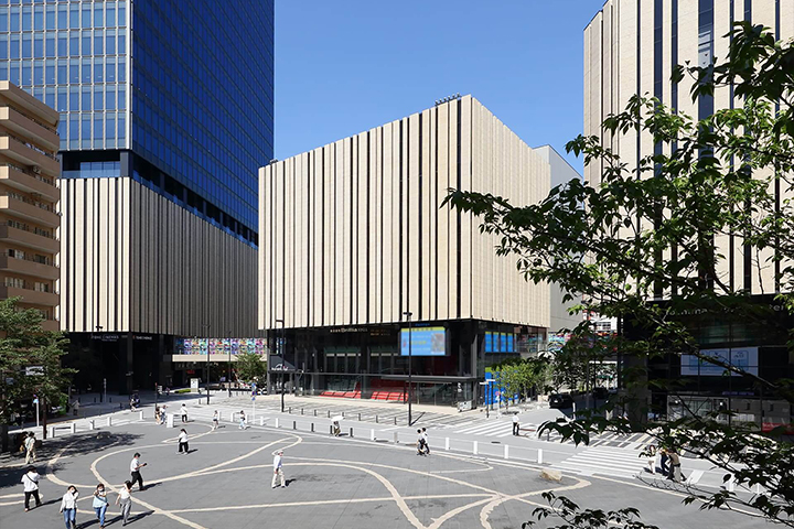 Hareza Ikebukuro and the renovated Naka-Ikebukuro Park