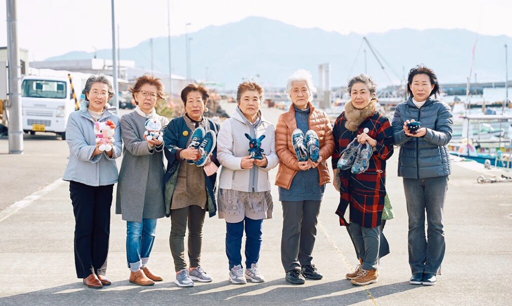Members of Sashiko Gals