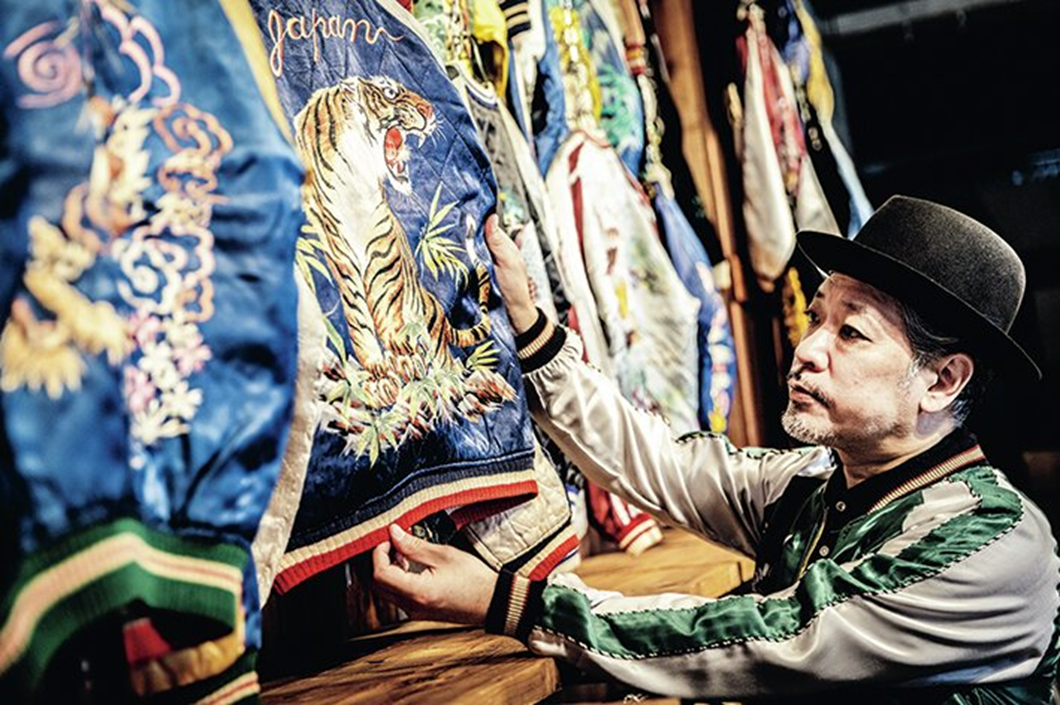 Photo: “Lightning June 2025 Issue”